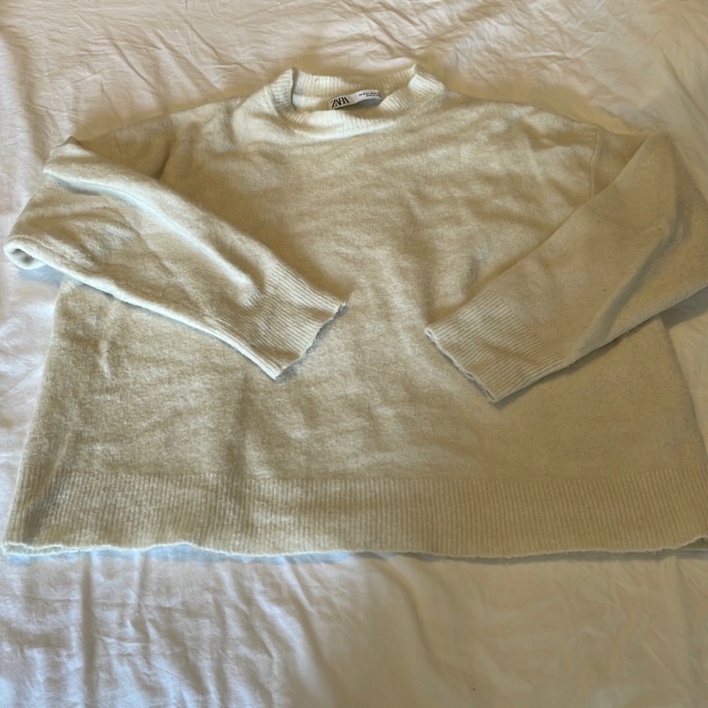 Oversized scoop neck Zara knit